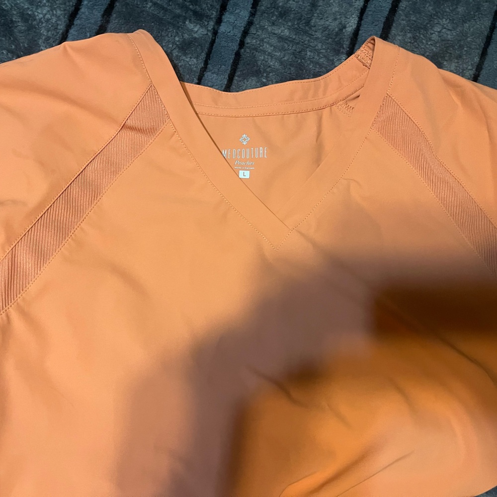 Columbia Apricot V-Neck Shirt